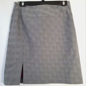 Italian-Made Glen Plaid Skirt – Size 28 Waist